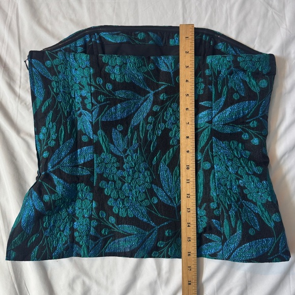 NWT Lilly Pulitzer Camilo Strapless Brocade Top in Green and Blue, Size 10 - Picture 10 of 10